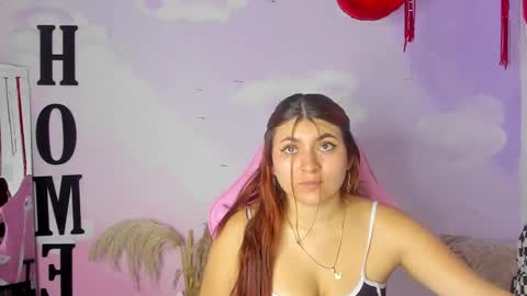 Snapshot of carolay759687 chatting on February 26, 3:25 am carolay759687 online show from February 26, 3:25 am