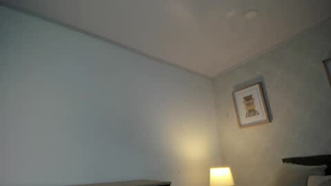  Caroline  online show from February 3, 11:36 am