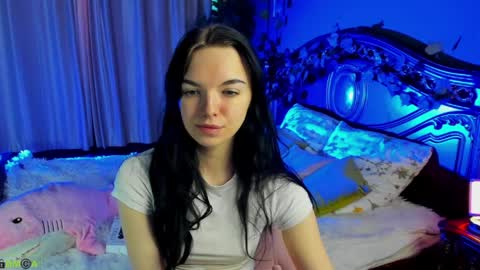 Mary and Carol online show from April 4, 1:18 pm