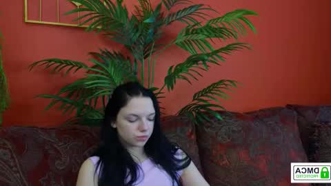 Mary and Carol online show from September 21, 3:49 pm