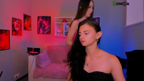 Caroline online show from July 11, 9:56 am