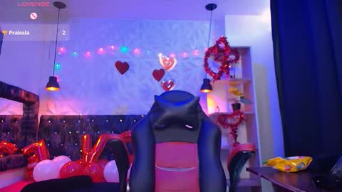 Caroline Scoth online show from February 15, 6:12 pm