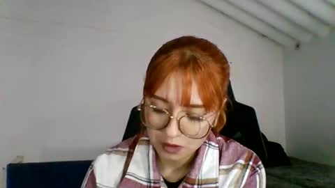 carolinnapinkman online show from June 2, 8:22 pm