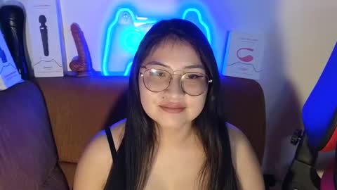 kitty online show from December 20, 9:11 am