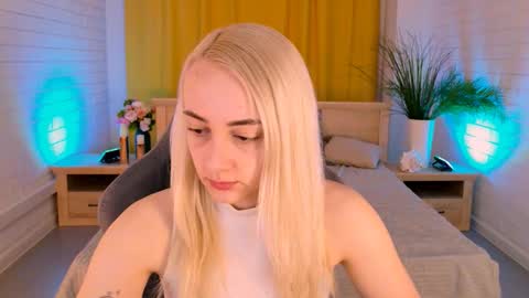 Carol online show from March 26, 9:25 am