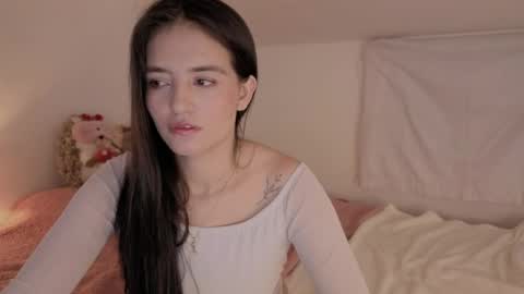 amelie online show from April 6, 12:19 am