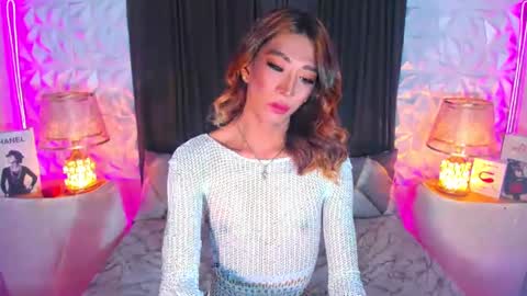 Snapshot of casandrawilson chatting on December 16, 9:14 am casandrawilson online show from December 16, 9:14 am