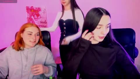 casey_meow_ online show from February 10, 10:40 am