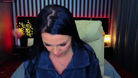 casey_min online show from March 21, 4:22 pm