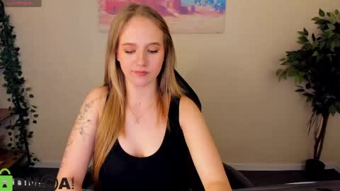 Casey sweeet online show from May 17, 2:37 pm
