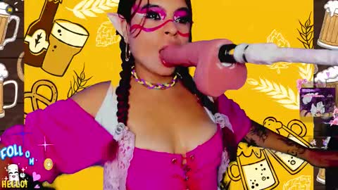 Snapshot of cassandrakixx chatting on September 20, 11:19 pm        k369       online show from September 20, 11:19 pm