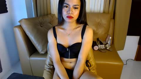 hugecassey online show from February 26, 2:08 am