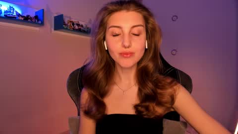 Seductress Cassia  FINDOM AND SADISM  NO NUDE online show from February 19, 7:48 pm