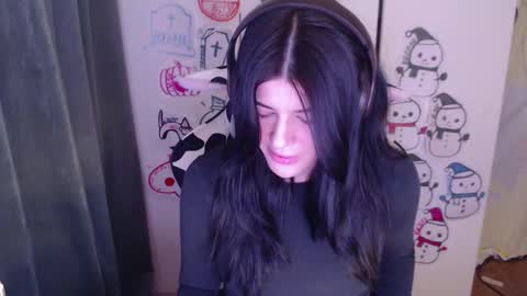 cassiealvarez online show from January 9, 10:15 pm