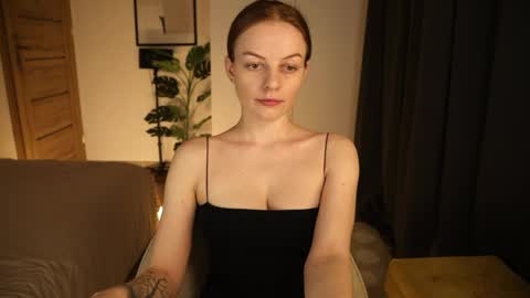 Cassie online show from April 4, 6:37 pm