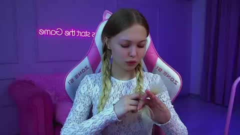 Cassie online show from April 27, 6:55 am