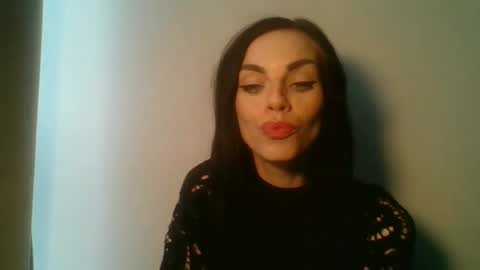 Cassie online show from November 30, 8:32 am