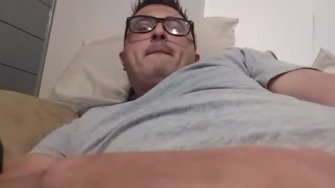 Snapshot of castortroyyyyy chatting on January 13, 3:45 am Castor troyyyyy online show from January 13, 3:45 am