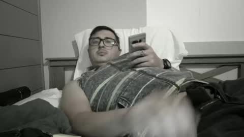 Snapshot of castortroyyyyy chatting on February 15, 6:02 am Castor troyyyyy online show from February 15, 6:02 am