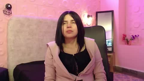 cata black online show from January 17, 12:14 pm