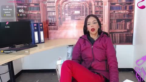 Queen Catalella online show from December 3, 5:08 am