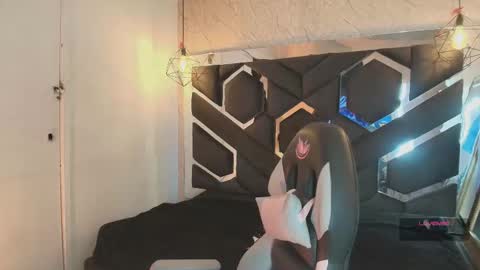 Cataleya online show from November 28, 11:39 am