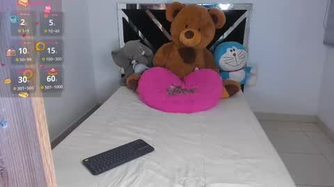 Catalina  online show from September 17, 11:08 pm