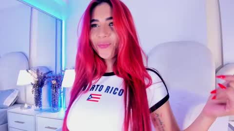 Snapshot of catalleya_hott chatting on February 21, 1:33 am Call me Cata online show from February 21, 1:33 am
