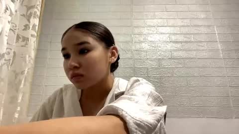 catherinepirs online show from April 29, 5:30 pm