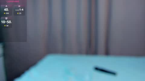 Mia online show from April 2, 1:51 pm