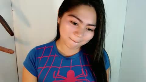 cathy_ho online show from April 3, 4:25 pm