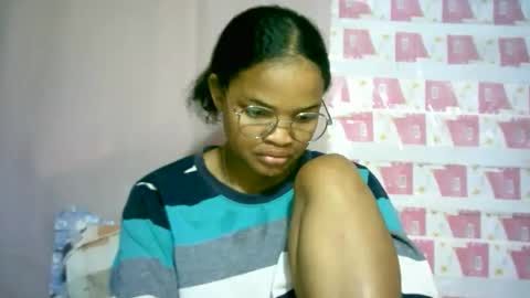 CathyXLisa online show from December 15, 6:42 am