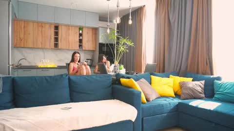 catolinanight online show from September 11, 6:36 am