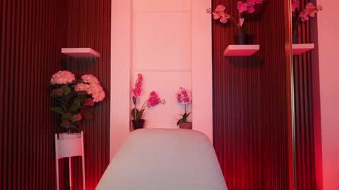 cattleyascaly online show from October 4, 8:17 pm