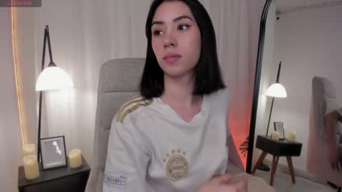 Caty  online show from May 27, 1:57 am