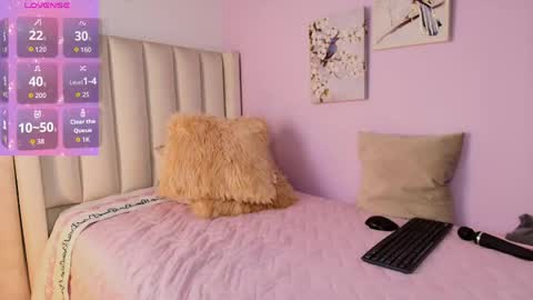 Cay online show from April 14, 2:20 pm