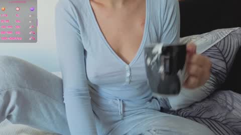 Folow my instagram cuteback7272 and onlyfans cbhotblonde1 online show from October 4, 6:33 am