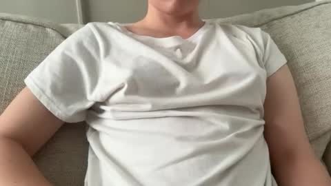 Claire online show from April 19, 8:11 pm