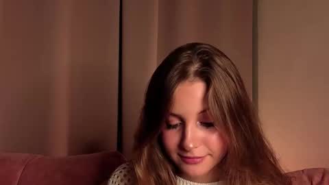 Snapshot of ceceliapidcock chatting on September 22, 8:35 pm Lina online show from September 22, 8:35 pm
