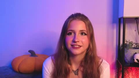 Snapshot of ceceliapidcock chatting on October 12, 7:49 pm Lina online show from October 12, 7:49 pm