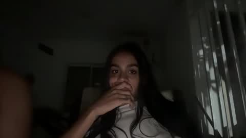 ceci1218 online show from April 3, 6:31 am