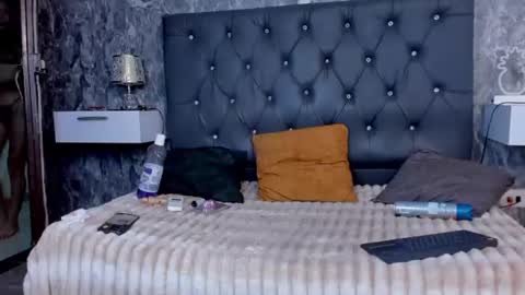 ceeleste_bluee online show from July 27, 9:45 pm