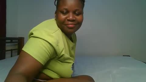 ceepretty25 online show from April 12, 9:35 am