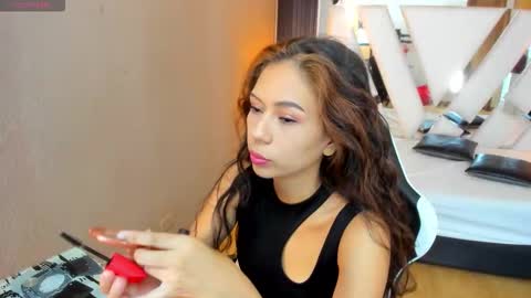 SARA  online show from March 6, 11:42 am