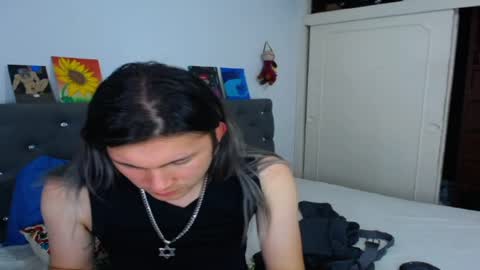 I am Valentinn online show from April 11, 11:53 pm