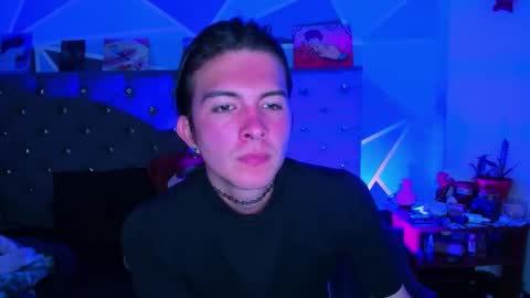 I am Valentinn online show from November 18, 2:03 am