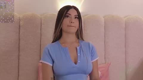 celestte_vanegas online show from June 10, 6:18 pm