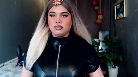 cellinekittcumerr online show from December 3, 6:41 pm