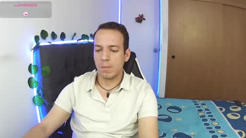 Snapshot of cerso1 chatting on December 6, 3:28 pm Cerso online show from December 6, 3:28 pm