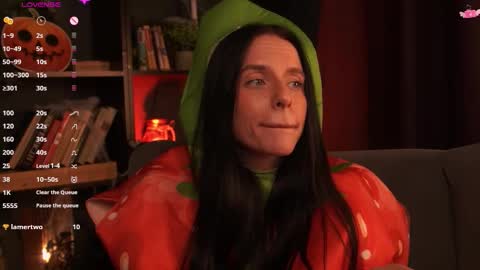 Snapshot of ceserisu chatting on October 30, 10:10 pm Casey online show from October 30, 10:10 pm